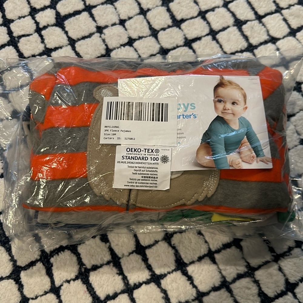 3 pack Carters Simple Joys footless fleece pajamas